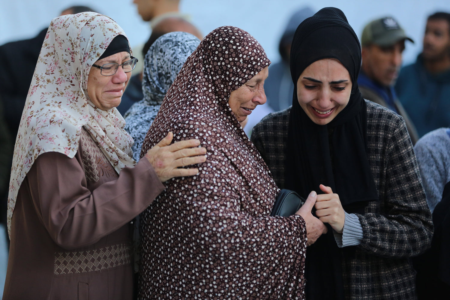 Around the Clock Farewells for the Martyred's Mothers